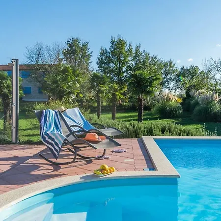 Newly Built Stone Mia With Garden And Pool *